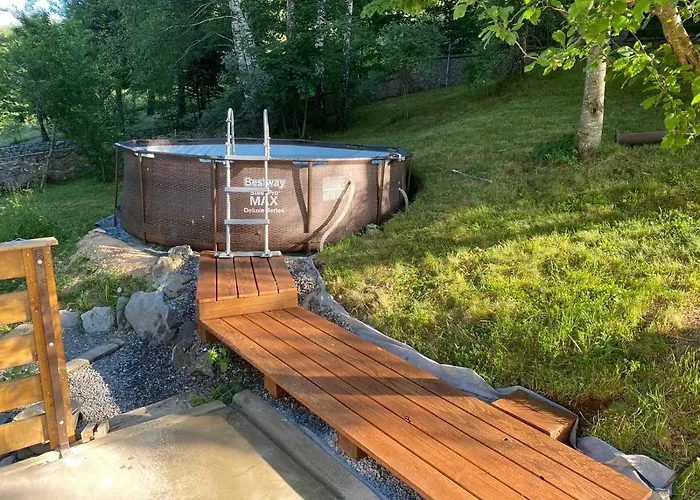 Sanmari_forest Ledenice